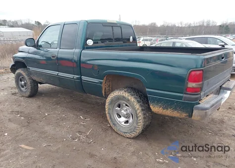 1998 Dodge Ram 1500 St из США, поврежденный, VIN 3B7HF13Z8WG136351